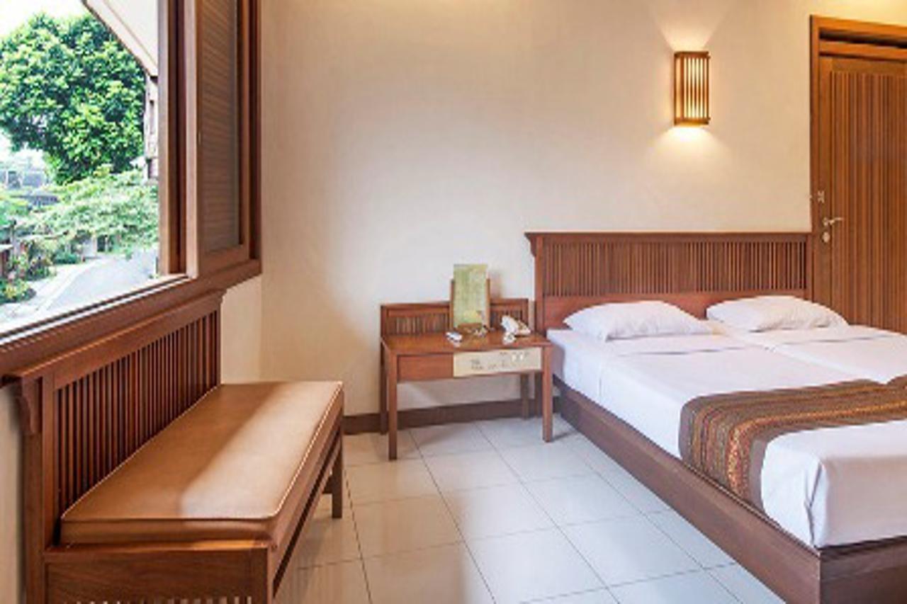 The Cipaku Garden Hotel Bandung Exterior photo